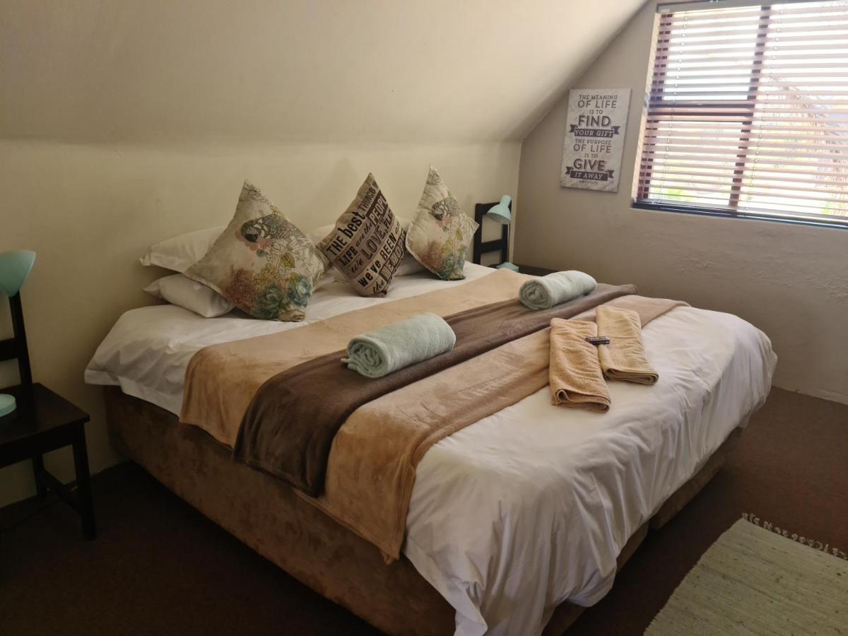 Mackenzies Accommodation East London Dış mekan fotoğraf